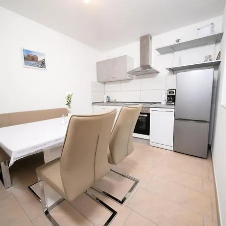 Wohnung auf Bauernhof - Terrasse - Messe